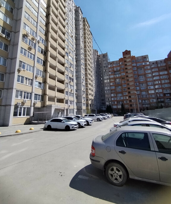 квартира г Волгоград район Семь Ветров б-р 30-летия Победы 19б фото 1