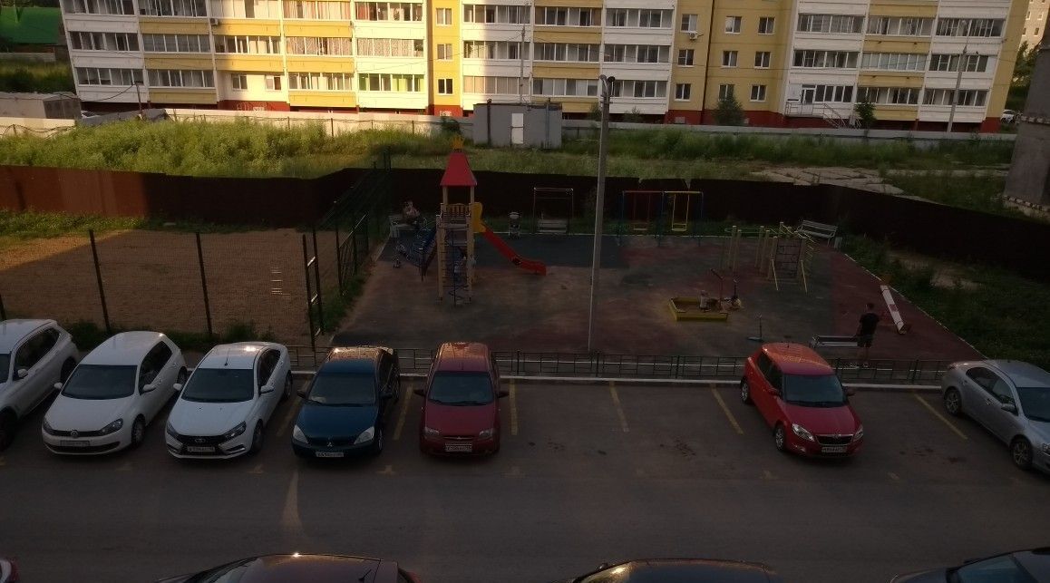 квартира г Ижевск р-н Октябрьский ул Холмогорова 81 фото 16