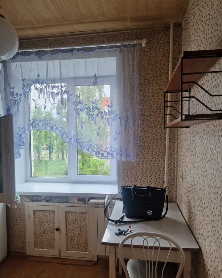 квартира г Омск р-н Центральный ул 2-я Барнаульская 11г посёлок Амурский фото 2
