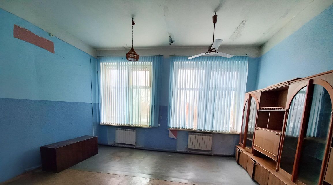 свободного назначения р-н Ершовский г Ершов ул Вокзальная 33 фото 5