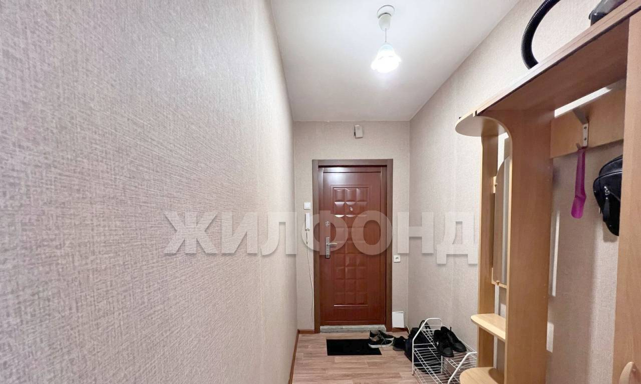 квартира г Новосибирск р-н Кировский Затулинский ул Сибиряков-Гвардейцев 82 фото 11