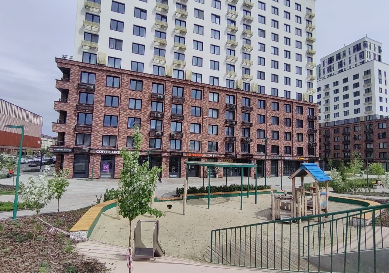 квартира г Тюмень р-н Ленинский ул 50 лет Октября 63 корп. 2 фото 3