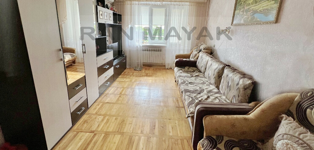квартира г Майкоп ул Кужорская 100 фото 1