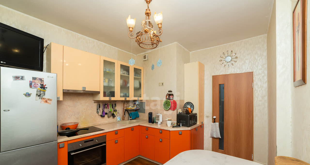 квартира г Подольск п Кузнечики м-н, улица Генерала Варенникова, 2 фото 1
