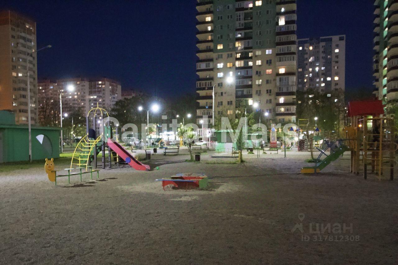 квартира г Краснодар ул им. 40-летия Победы 127 фото 24