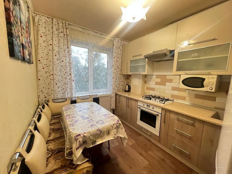 квартира г Старый Оскол Рудничный микрорайон д. 12 фото 1