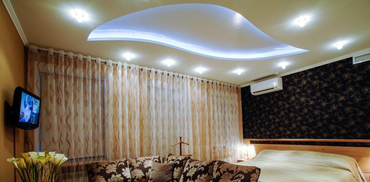 комната г Казань метро Площадь Тукая ул Островского 31 фото 1