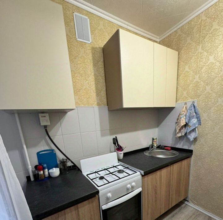 квартира г Омск р-н Центральный ул 24-я Северная 192 фото 6
