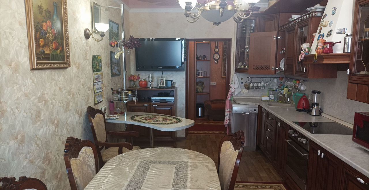 квартира г Тольятти р-н Автозаводский ул Тополиная 9а фото 18