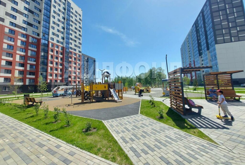 квартира г Новосибирск ул Спортивная 35 Площадь Маркса фото 16