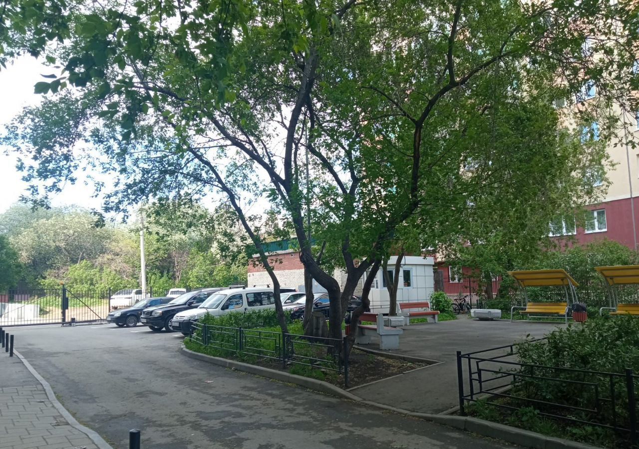 квартира г Екатеринбург Уральская ул Бебеля 146 фото 2