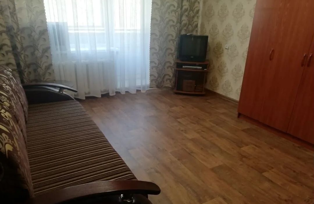 квартира г Тольятти р-н Автозаводский 17 квартал ул 70 лет Октября 25 фото 14