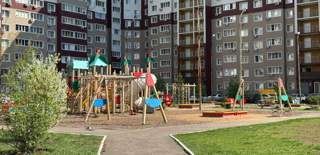 квартира г Оренбург р-н Дзержинский улица Фронтовиков, 8/3 фото 2