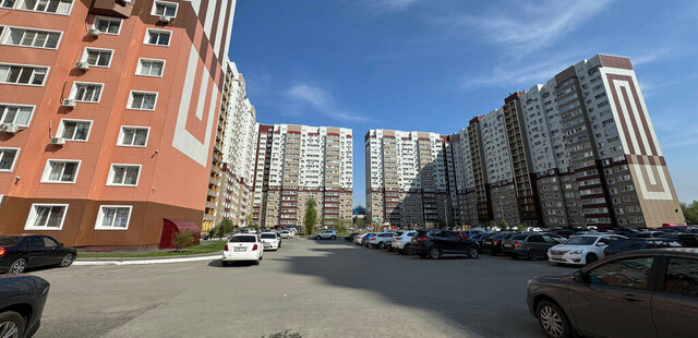 улица Фронтовиков, 8/3 фото