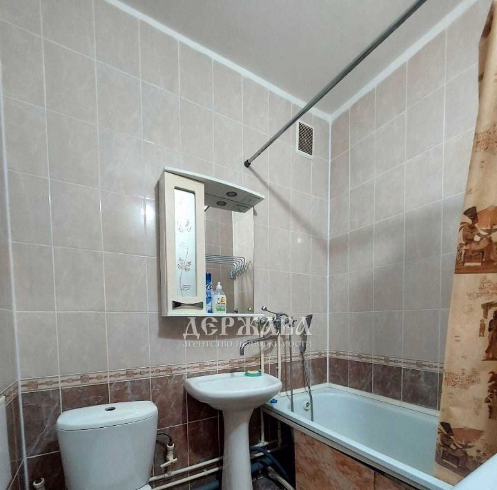 квартира г Старый Оскол Дубрава 3 кв-л, 33 фото 10