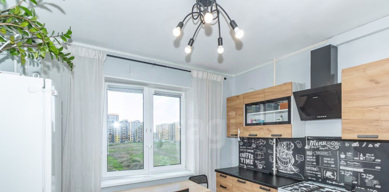 квартира г Омск р-н Центральный проезд 1-й Амурский 5к/1 фото 1