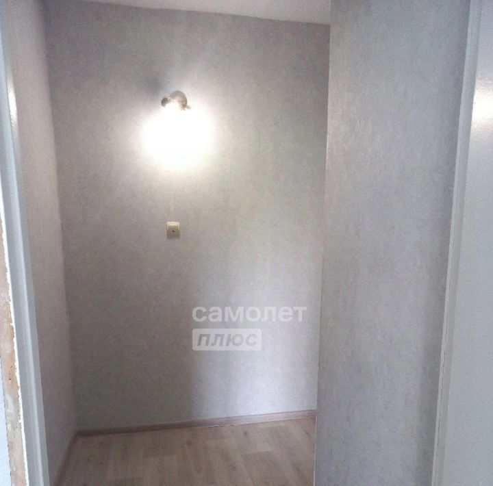 квартира г Омск р-н Советский ул Малиновского 10/1 фото 5