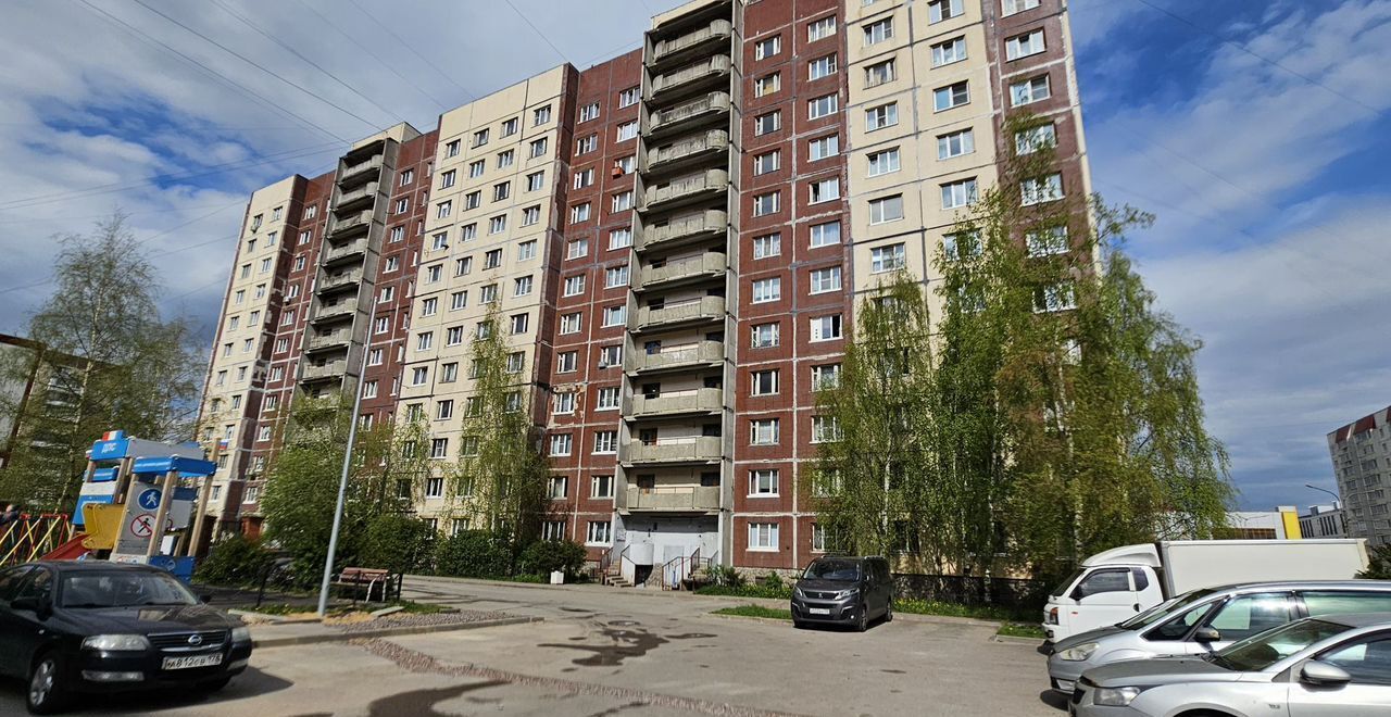 комната г Колпино ул Ижорского Батальона 23 р-н Колпинский фото 1