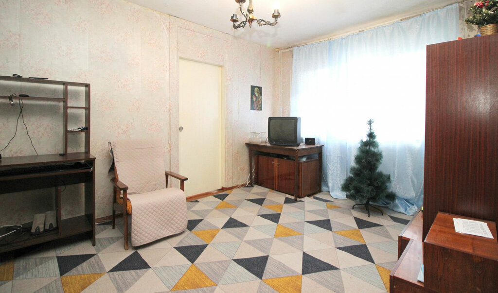 квартира г Киров р-н Октябрьский ул Монтажников 18 фото 2