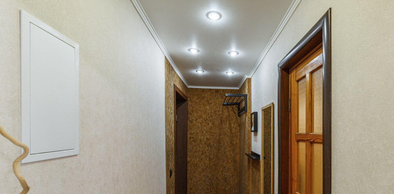 квартира г Омск р-н Ленинский ул Всеволода Иванова 18 фото 15