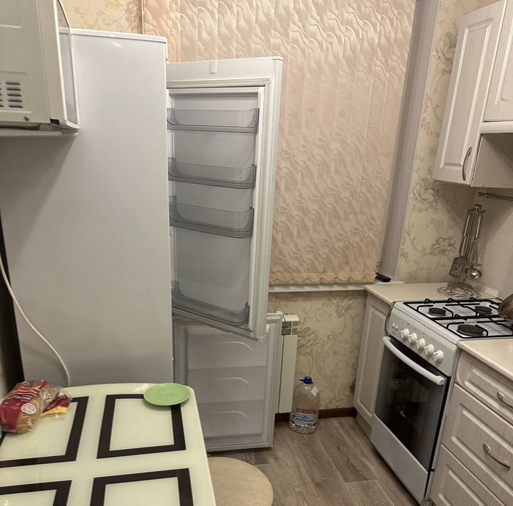 квартира р-н Кингисеппский г Кингисепп ул Воровского 7 фото 3