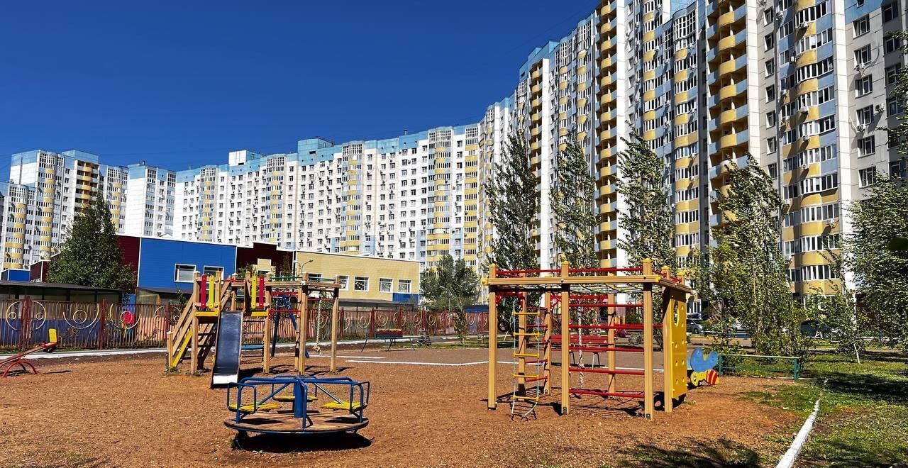 квартира г Оренбург р-н Ленинский ул Салмышская 76 фото 27