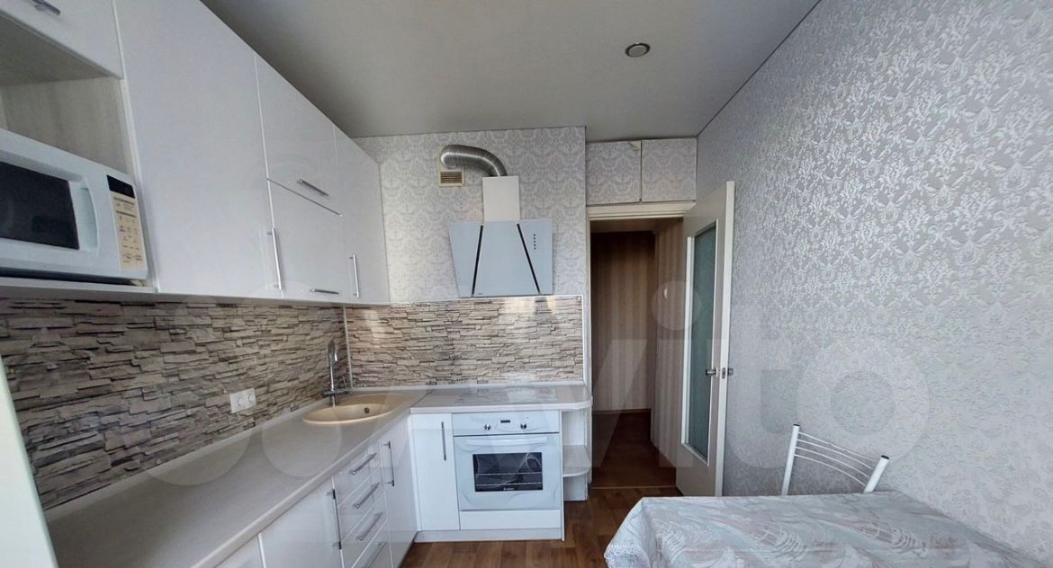 квартира г Тольятти р-н Автозаводский б-р Гая 15 12-й кв-л фото 1