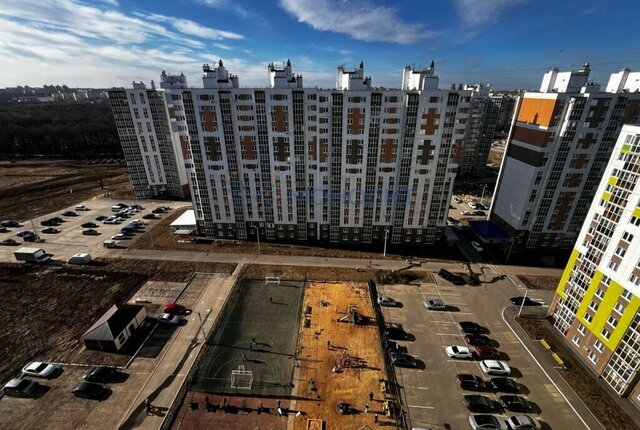 квартира ул Сергея Бутякова 8 фото