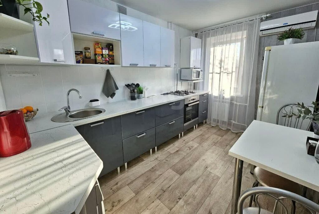 квартира г Таганрог ул Сергея Лазо 1/3 фото 3