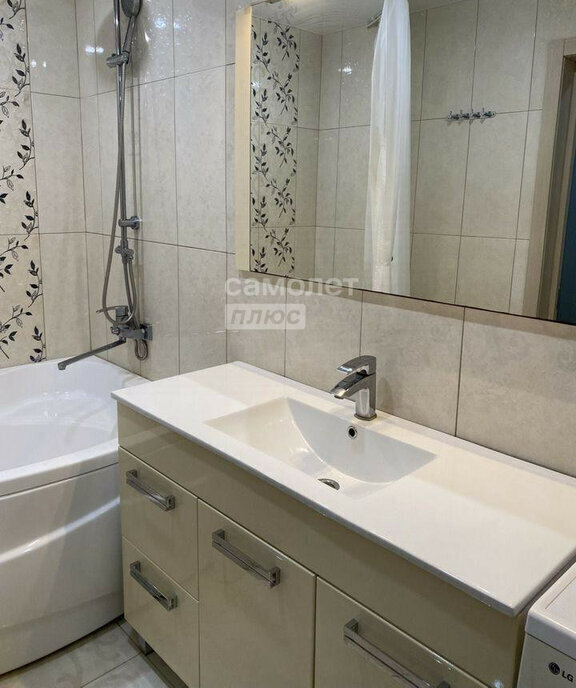 квартира р-н Ейский г Ейск ул Горького 13/3 фото 12