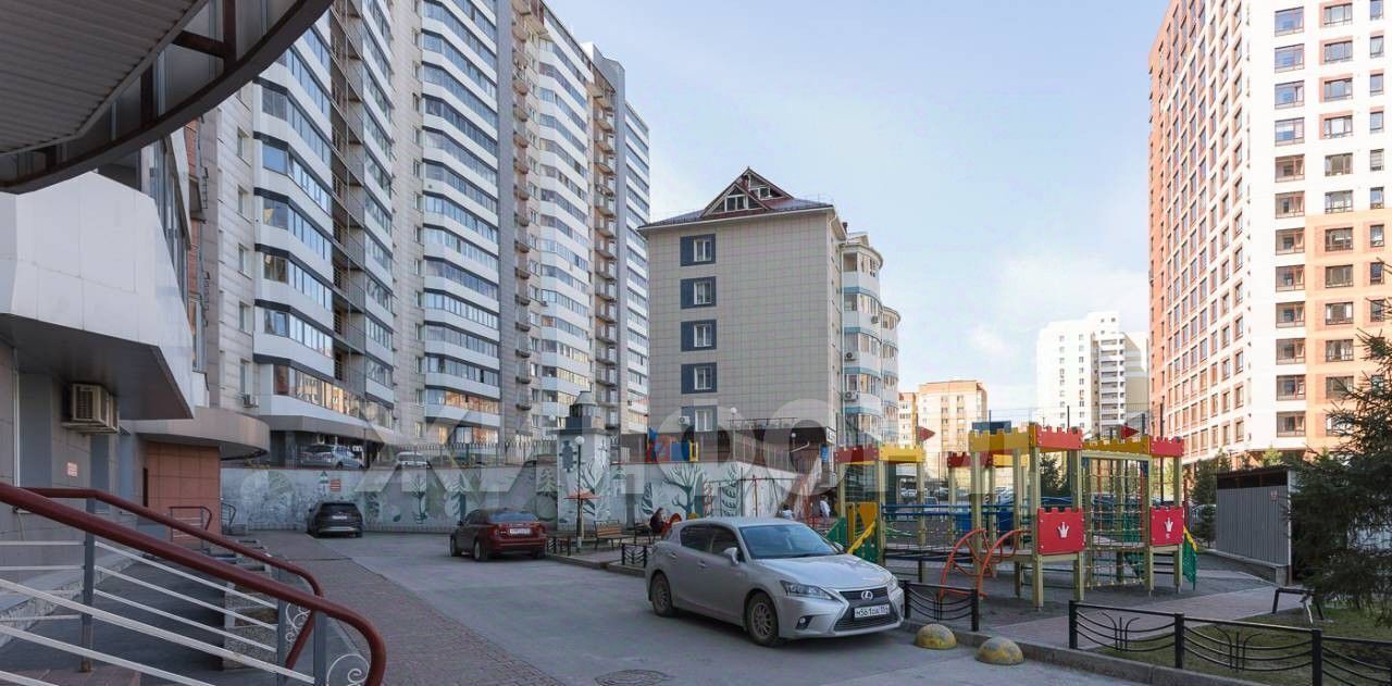 квартира г Новосибирск ул Орджоникидзе 47 Площадь Ленина фото 32
