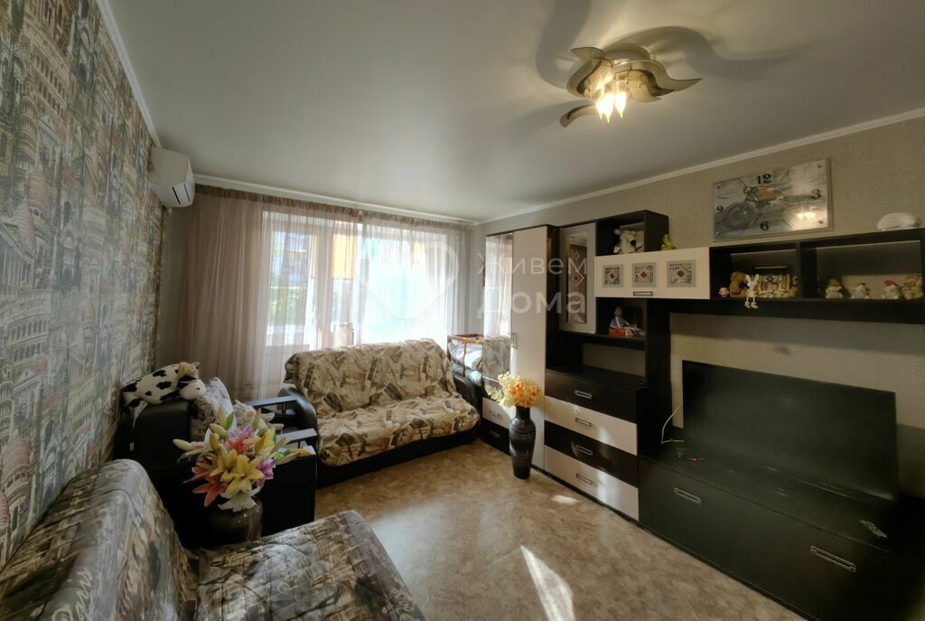 квартира г Волгоград ул им. Арсеньева 44 фото 2