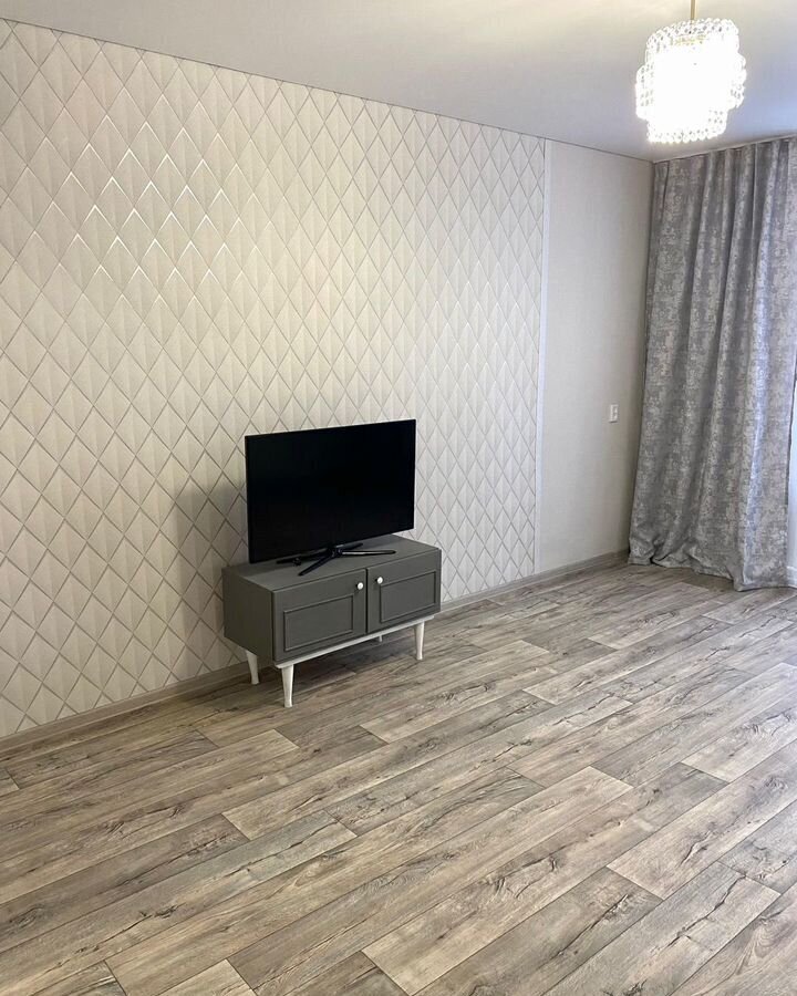 квартира г Бийск 1-й участок ул Ленинградская 70 фото 5