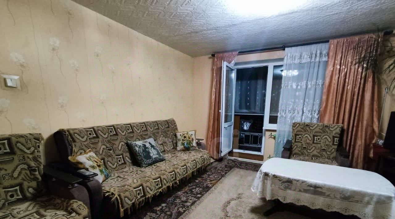 квартира г Псков ул Ижорского Батальона 43 фото 4