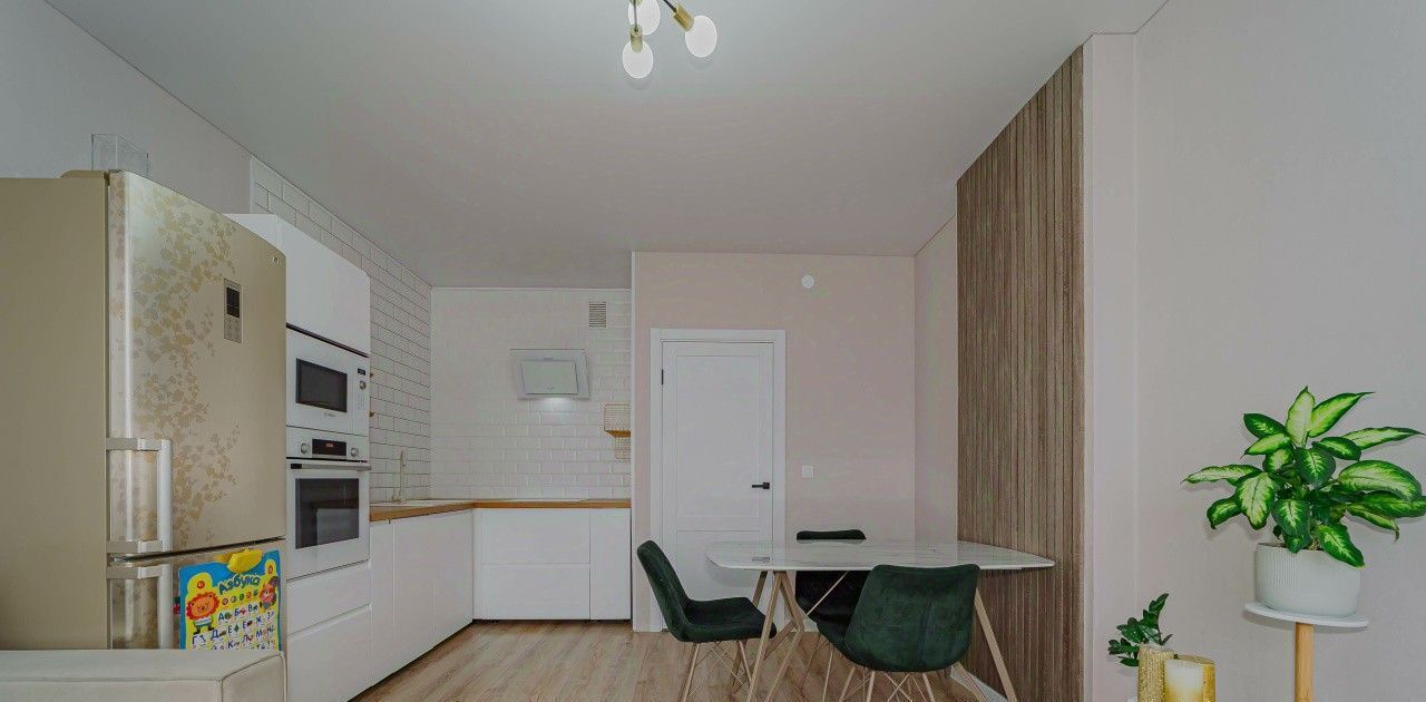 квартира г Екатеринбург р-н мкр Светлый Ботаническая Уктус жилрайон, 6 фото 2