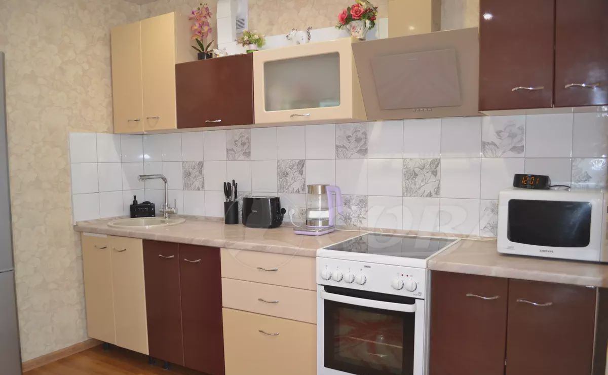 квартира г Тюмень р-н Центральный ул Щербакова 88 фото 1