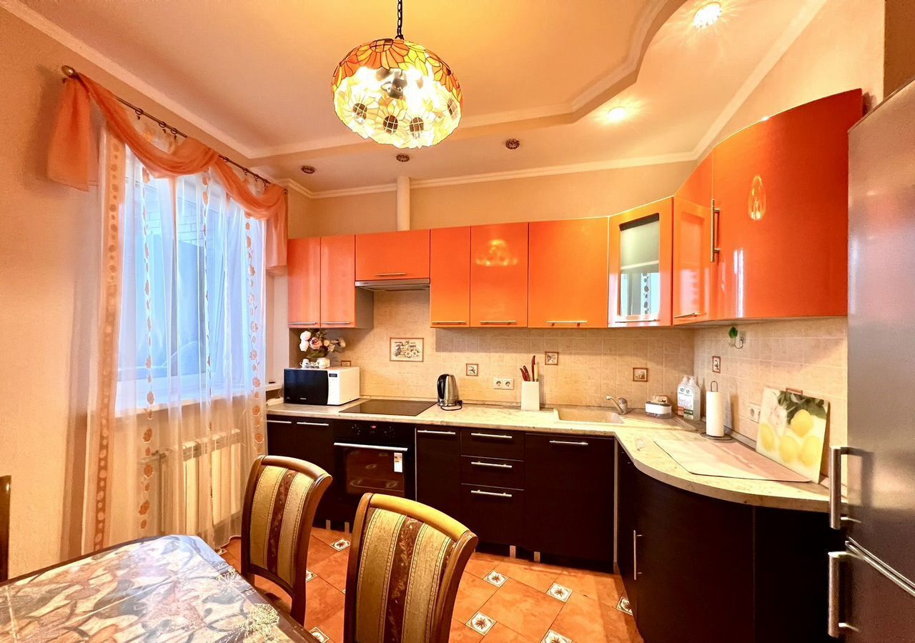 квартира г Истра ул Главного Конструктора В.И.Адасько 7к/2 фото 1