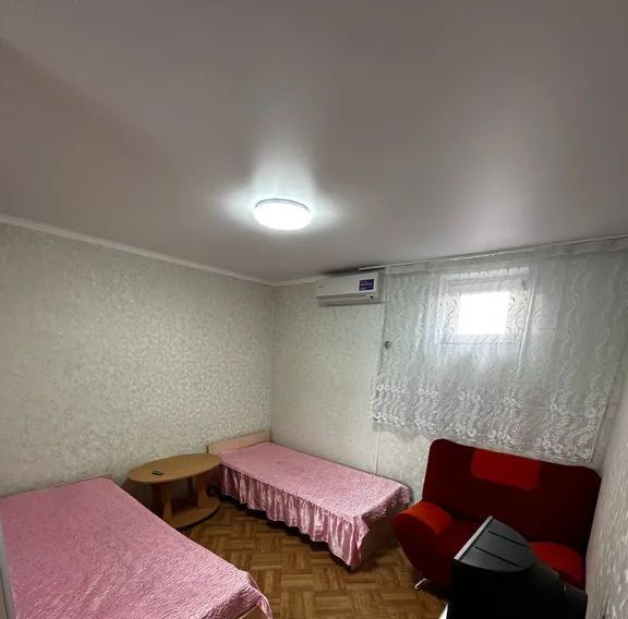 комната р-н Соль-Илецкий г Соль-Илецк ул Цвиллинга 80 фото 2