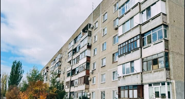 квартира г Энгельс Химиков ул Менделеева 3а м-н фото 1