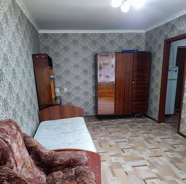 квартира г Саратов р-н Октябрьский ул. Имени Н. Г. Чернышевского, 105 фото 3