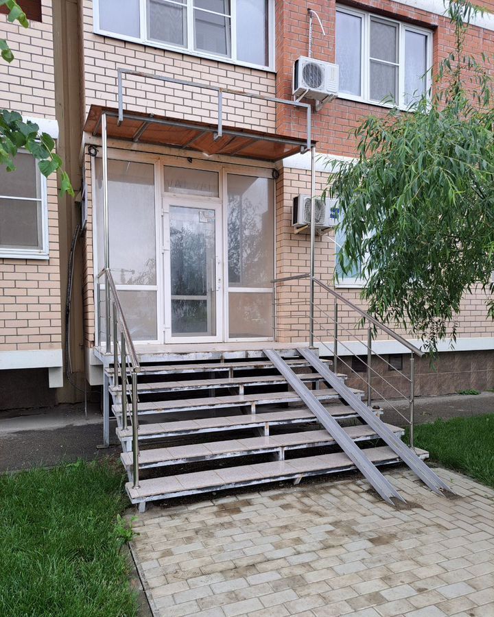 квартира г Краснодар р-н Прикубанский ул Западный Обход 42/3к 1 фото 1