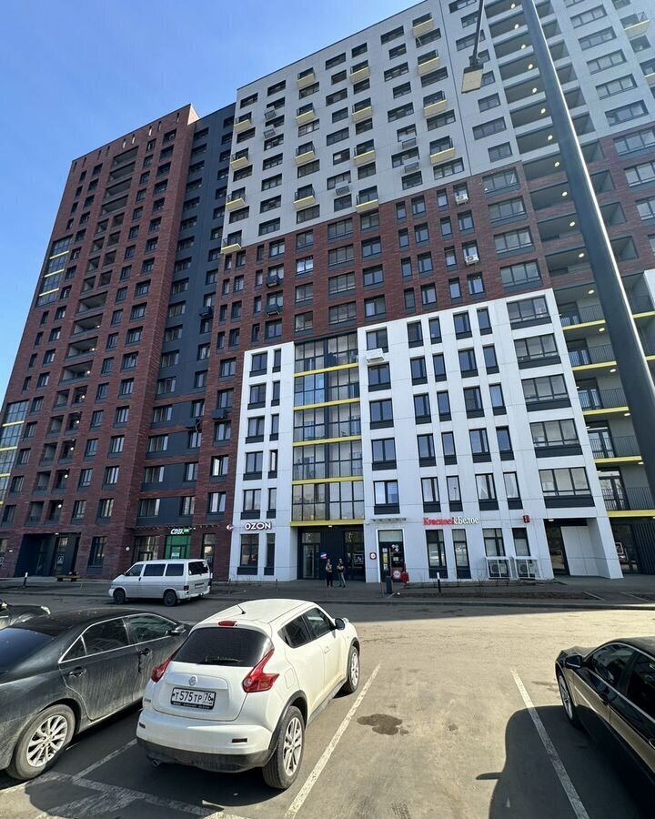 квартира г Ярославль р-н Дзержинский ш Тутаевское 93б фото 8