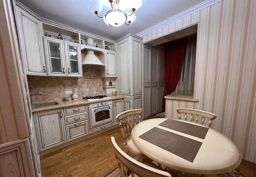 квартира г Белгород Западный ул Есенина 46а фото 3