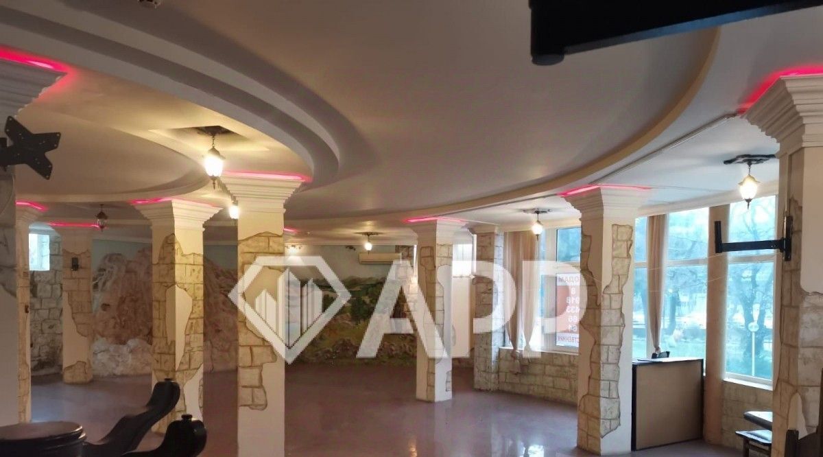 торговое помещение г Геленджик с Кабардинка ул Революционная 69а фото 4