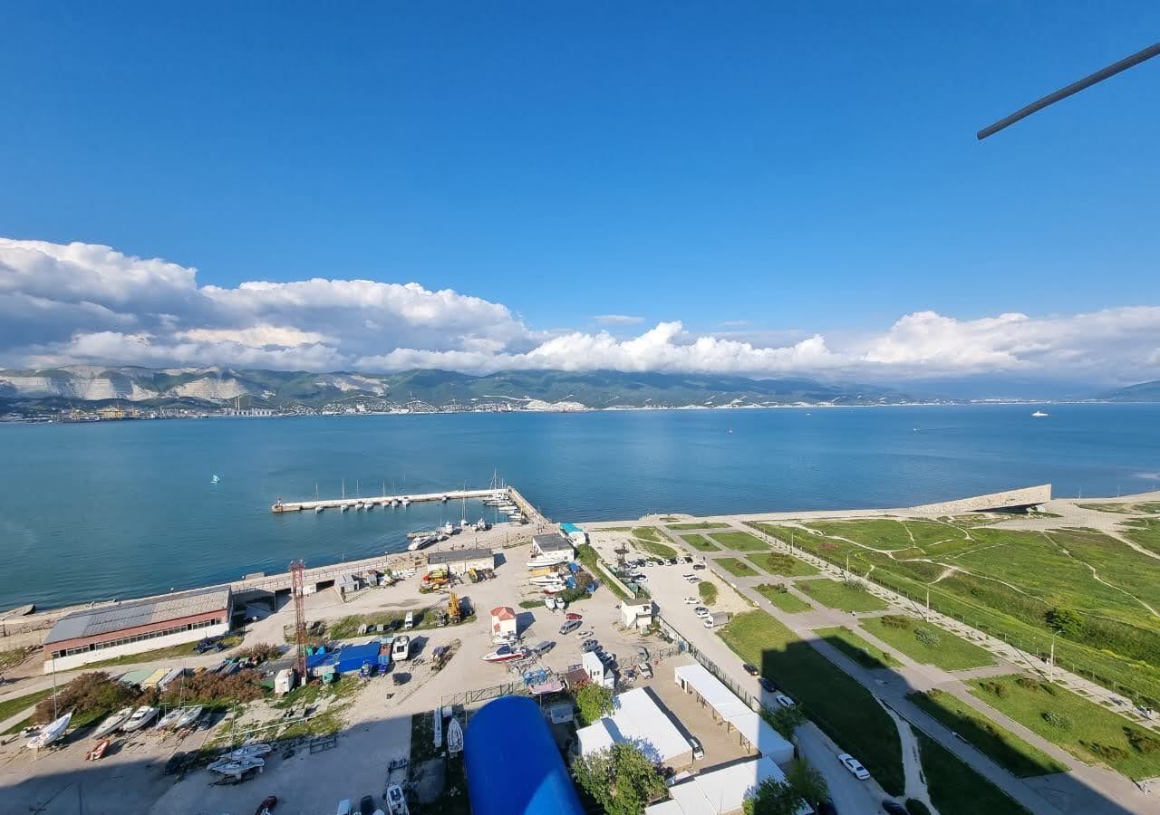 квартира г Новороссийск р-н Южный пр-кт Ленина 52а фото 2