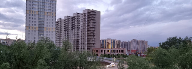 Городок Нефтяников м-н, проспект Академика Королёва, 10 фото