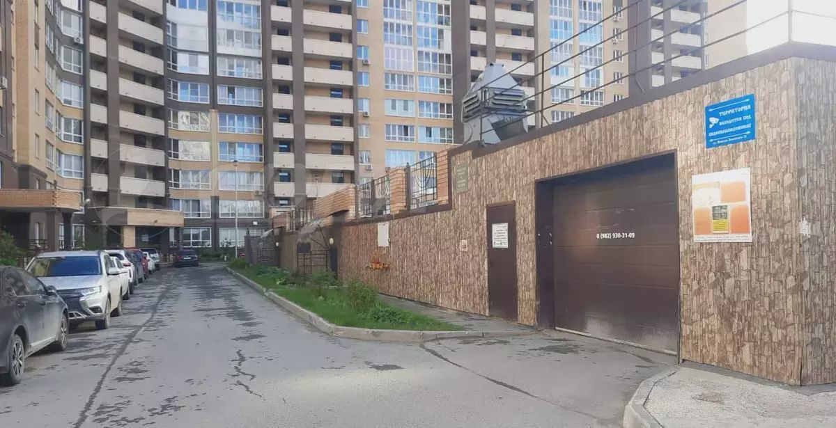 машиноместо г Тюмень р-н Восточный ул Николая Зелинского 21/1 фото 2