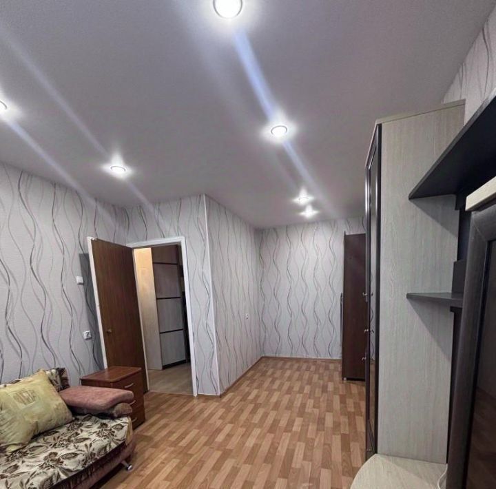 квартира г Тольятти р-н Комсомольский ул Куйбышева 46 фото 2
