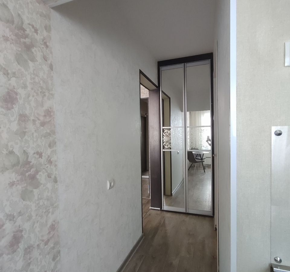 квартира г Красноярск р-н Свердловский ул Карамзина 24 фото 4