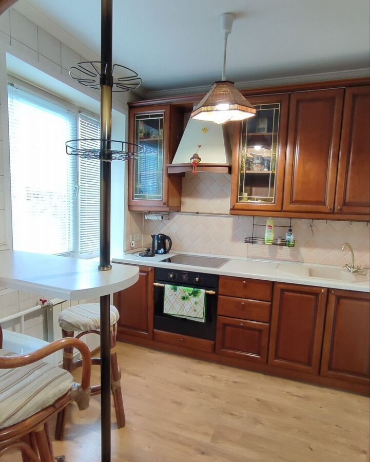 квартира г Красноярск р-н Железнодорожный ул Комбайностроителей 2 фото 1